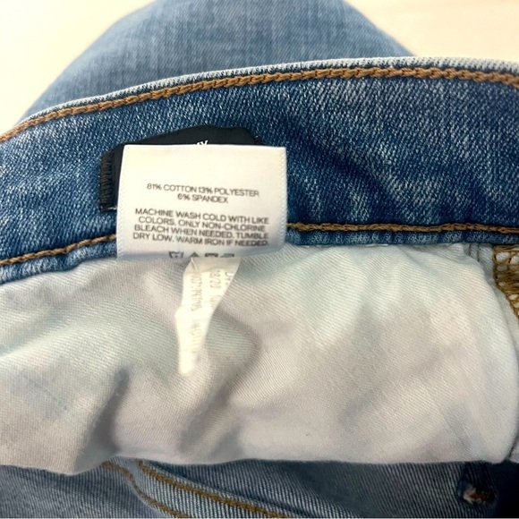 Express Women’s Sz 10R Skinny High Waisted Light Wash 4-Way Hyper Stretch Jeans - Picture 5 of 8